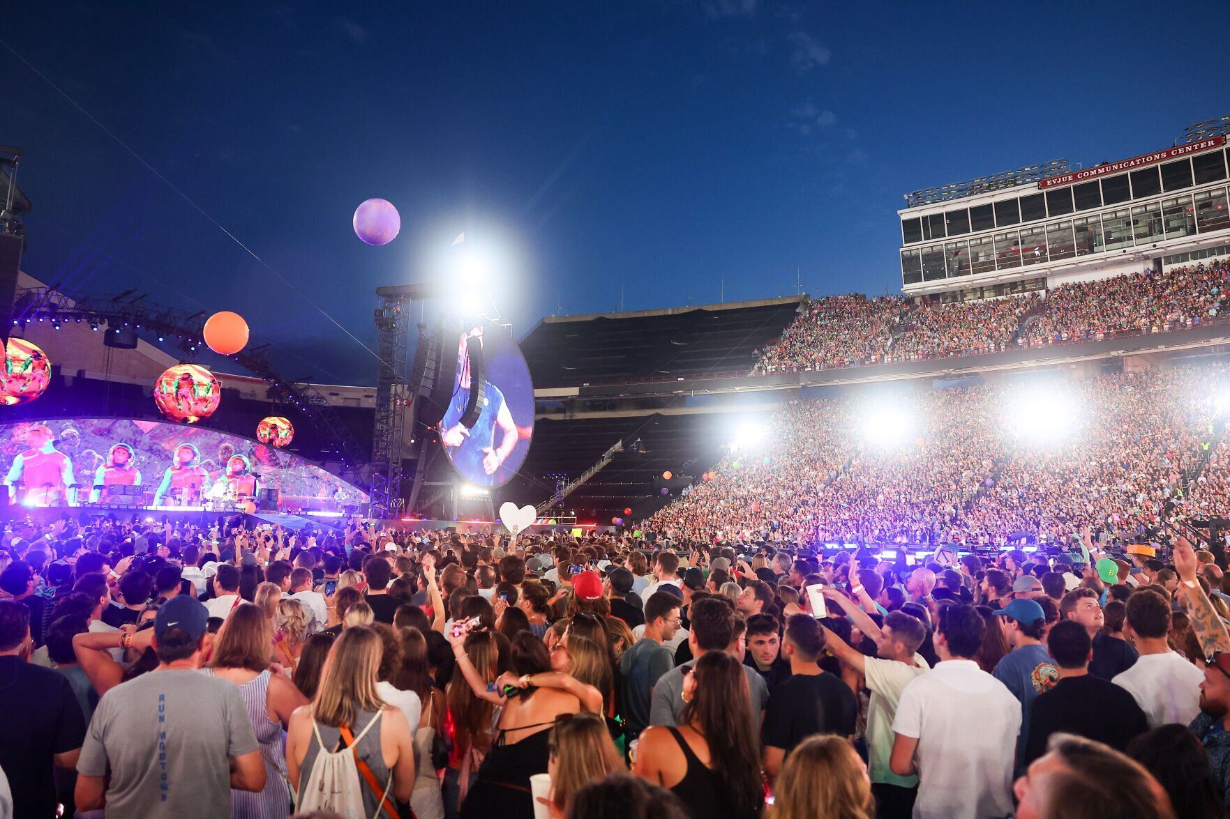 071925-coldplay-0006.JPG